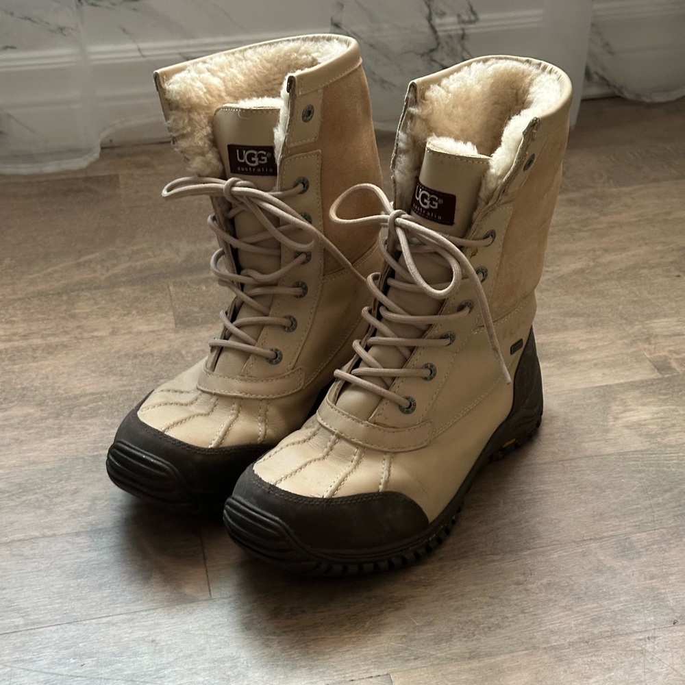 UGG Tan & Black Winter Boots